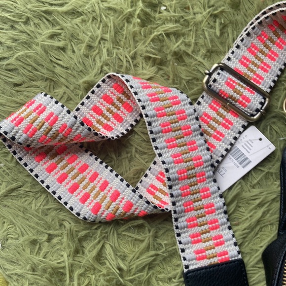 NWT liberty crossbody bag - Picture 5 of 7